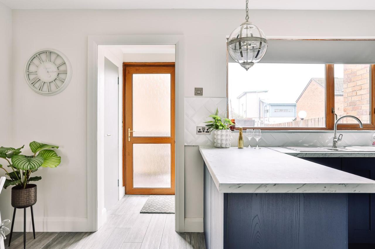 Family Town House Βίλα Μπέλφαστ Εξωτερικό φωτογραφία
