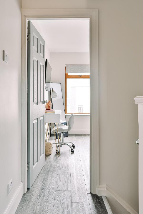 Family Town House Βίλα Μπέλφαστ Εξωτερικό φωτογραφία